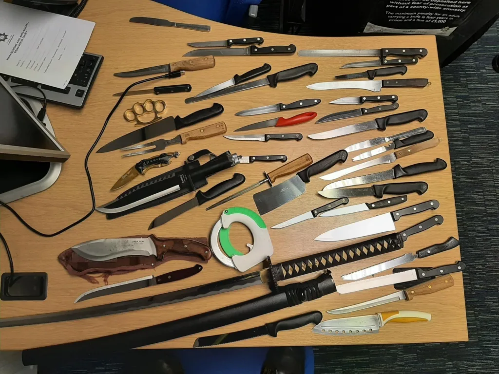 Weapons amnesty for Cambridgeshire after 6 pc rise in knife offences