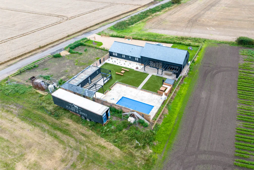 Chatteris barn conversion appears on Airbnb with rates at £1,000 a night. Fenland District Council is investigating ‘potential breach’ of planning control. PHOTO: CambsNews.co.uk 