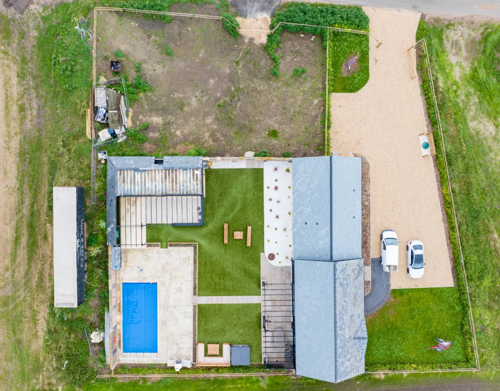 Chatteris barn conversion appears on Airbnb with rates at £1,000 a night. Fenland District Council is investigating ‘potential breach’ of planning control. PHOTO: CambsNews.co.uk 