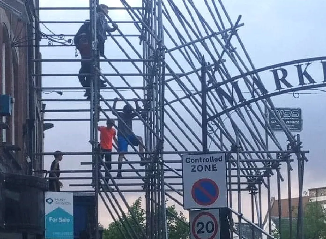 Photo doing the rounds of social media of youngsters using the scaffold at Cashino burnt out Wisbech store for climbing practice.