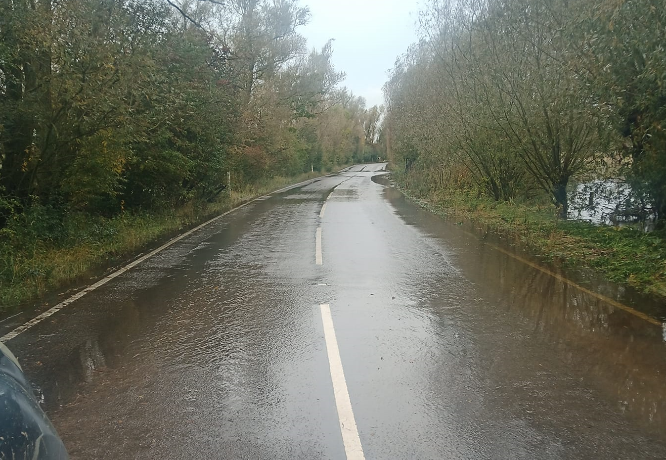 At 3pm today the Facebook group ‘Welney Flood Alert’ posted to say they had been advised that the Environment Agency is set to issue a flood alert for Welney Wash Road.