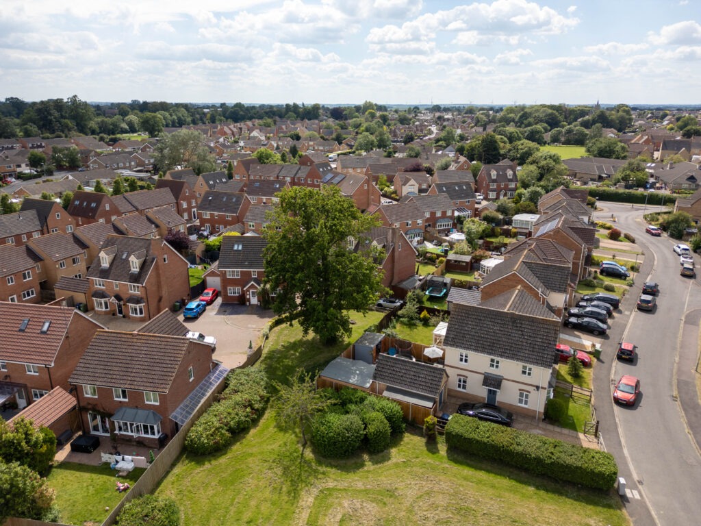 Residents and even the town council want Fenland District Council to refuse its own application to fell a 50- to 60-year-old protected oak tree off Bridle Close, Chatteris. PHOTO: Terry Harris 