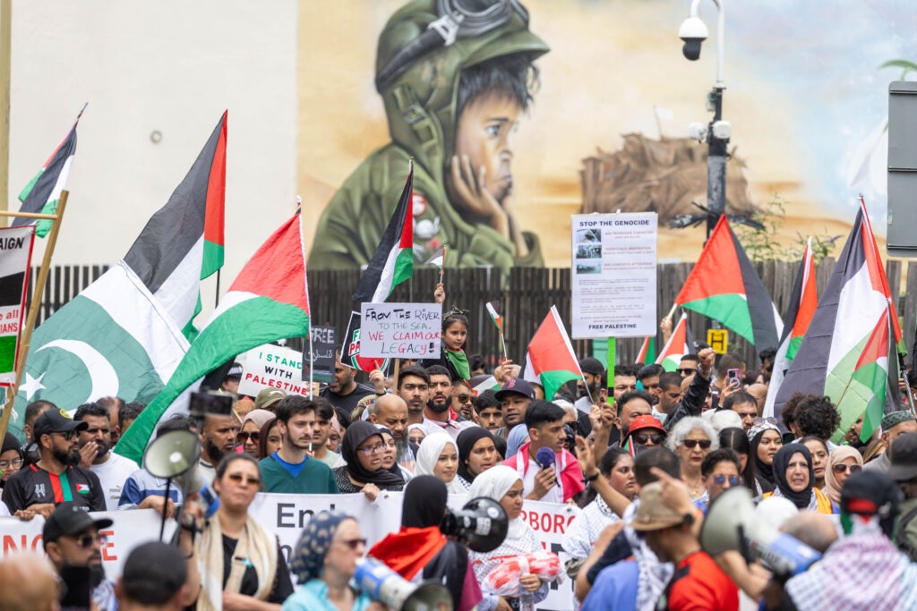 GALLERY and VIDEO: Huge turn out for Peterborough March for a Free Palestine